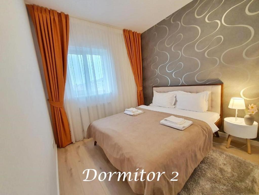 Elias Central Apartment - 2 Bedrooms & Free Parking Oradea Eksteriør billede